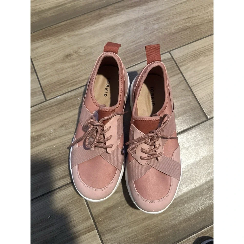 Torrid In The Pink Tennis Shoes Size 8.5 Wide Width